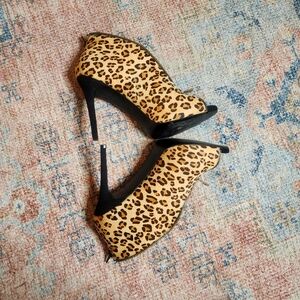 Carlos Santana Varuuca Heels